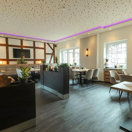 Hotel Am Dalwigker Tor Корбах Екстериор снимка