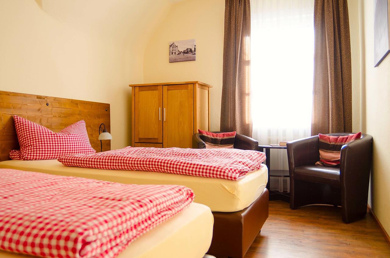 Hotel Am Dalwigker Tor Корбах Екстериор снимка